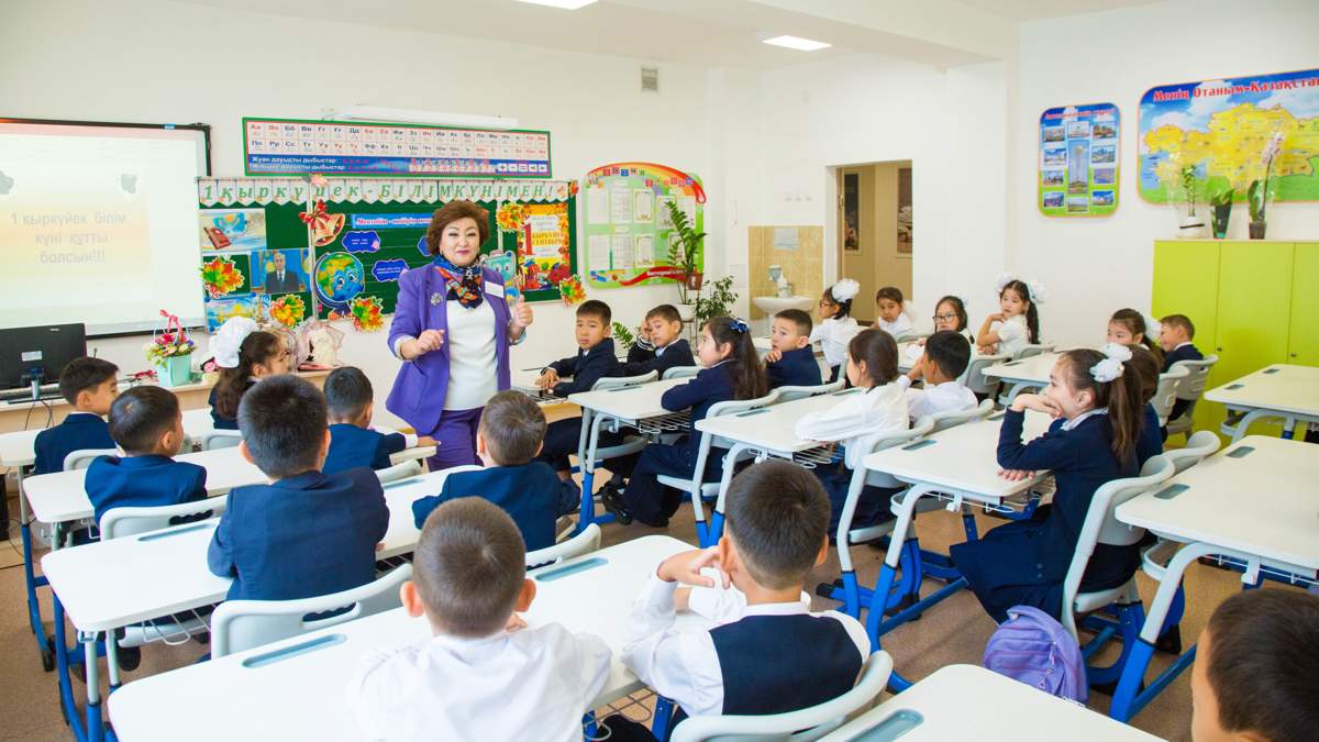 В РК запустят пилотный проект новой модели управления системой образования
